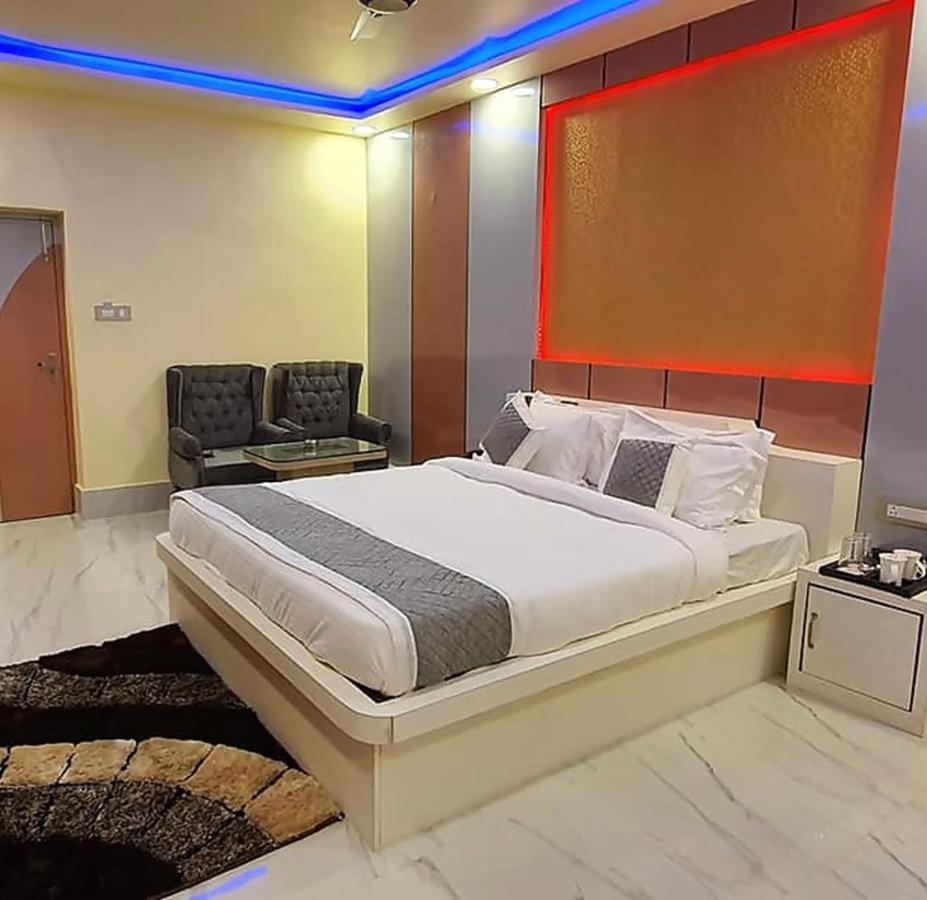 Gokul Raj By Wb Economy , Madhubani Hotel Exterior foto
