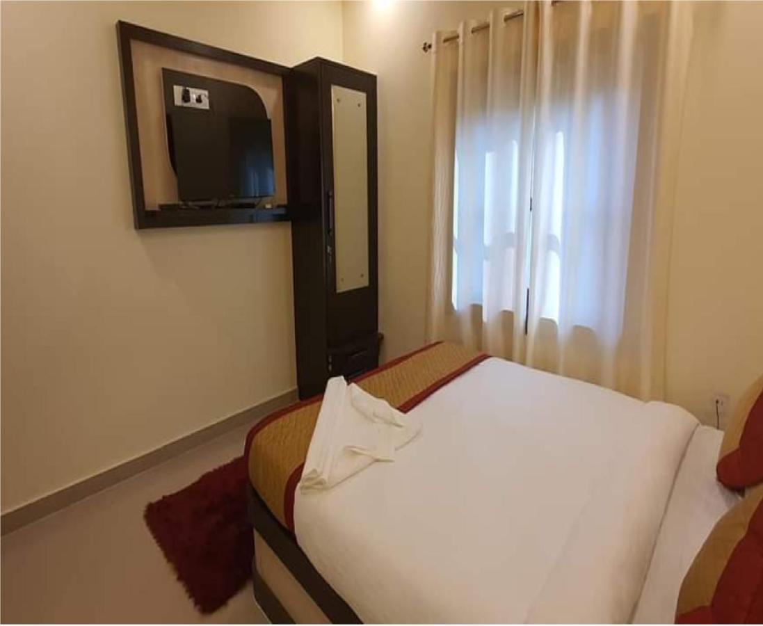Gokul Raj By Wb Economy , Madhubani Hotel Exterior foto
